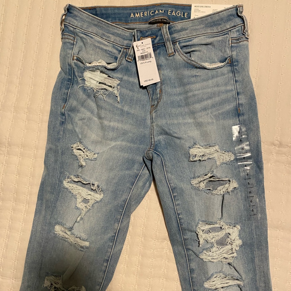 Women’s American Eagle Jeans